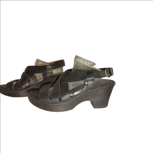Born Strappy Leather Sandals Size 7M